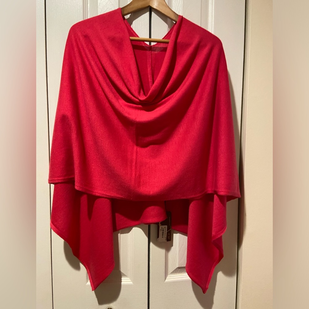 NWT~Gorgeous Vibrant Hot Pink~Lightweight Soft Wool Blend Hi/Low Ponch